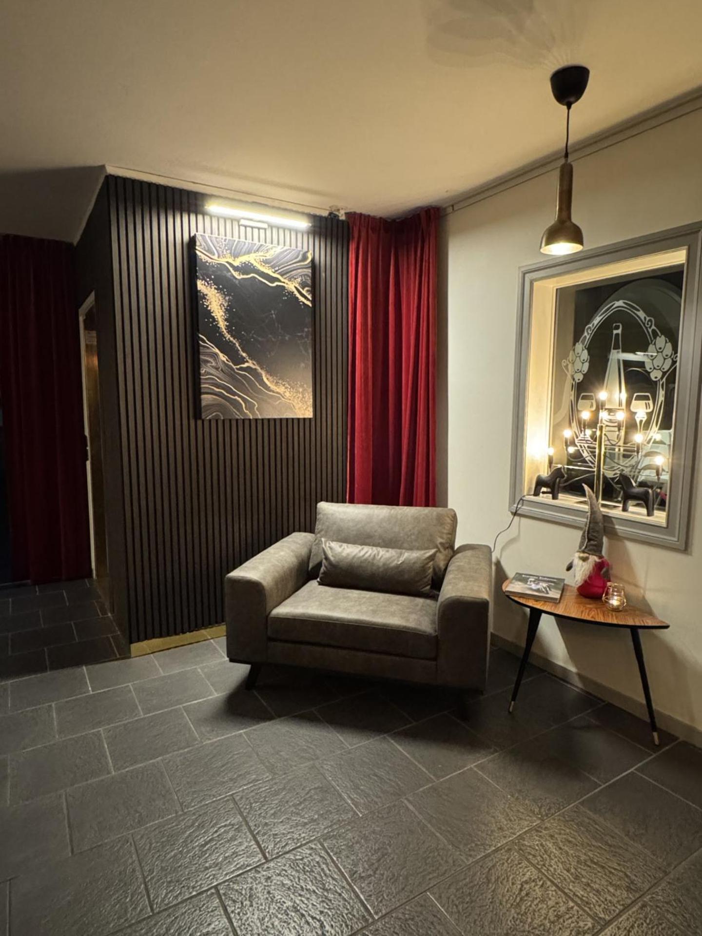 Gylle Hotell & Restaurang Broedernas Borlänge Extérieur photo